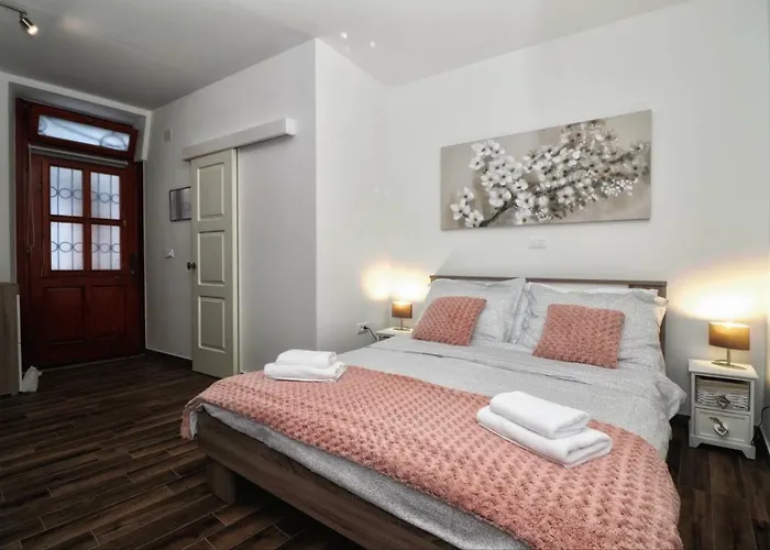 Sweet Couple 아파트